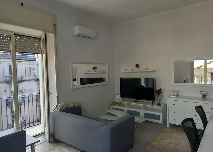 Vista Mancini 아파트 *